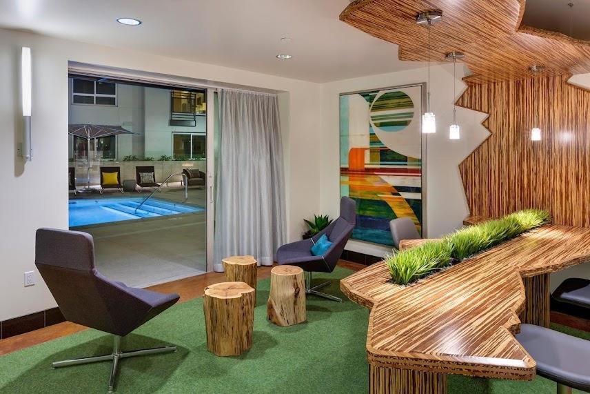 Luxury 2 Bedrooms 2 Bathrooms With Pool And Gym Los Angeles Esterno foto